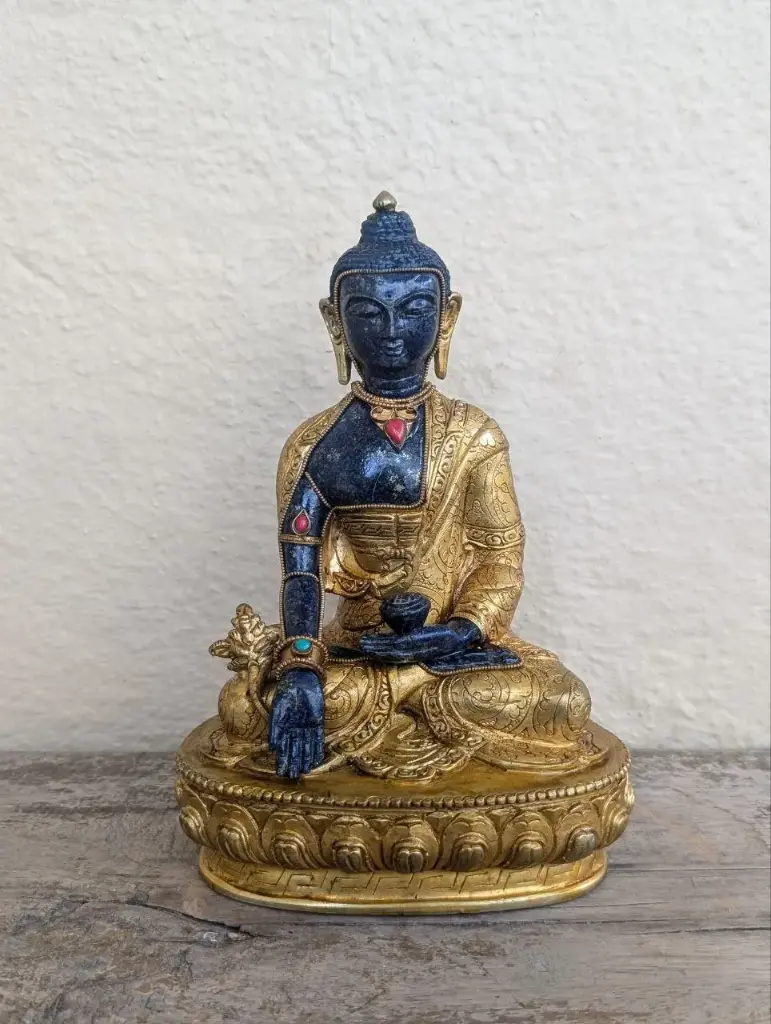 Lapis Shiny Medicine Buddha Statue